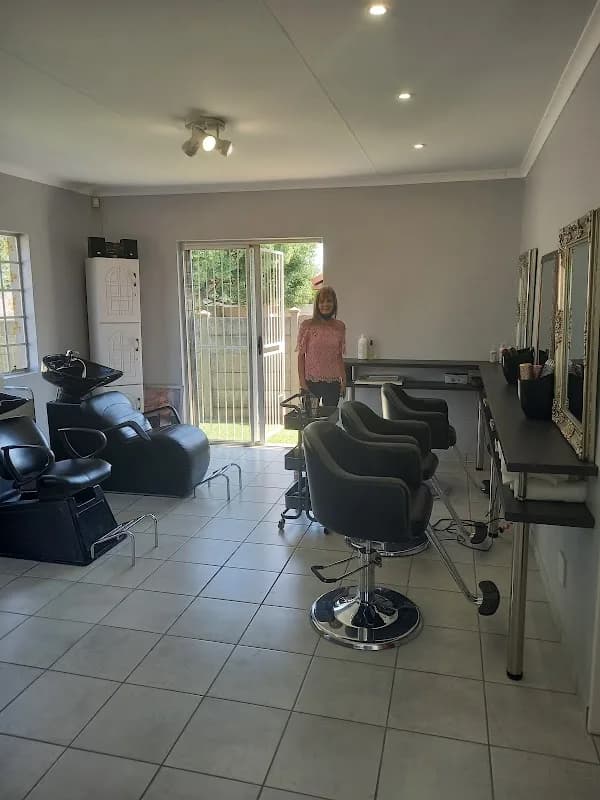 Styles & Smiles Beauty Salon in Sasolburg CBD