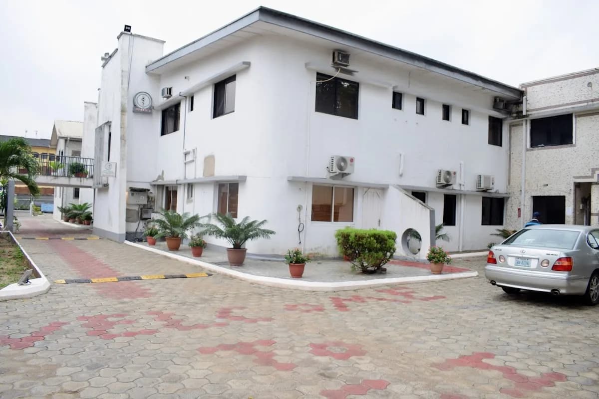 Golden Cross Specialist Hospital in Amuwo-Odofin