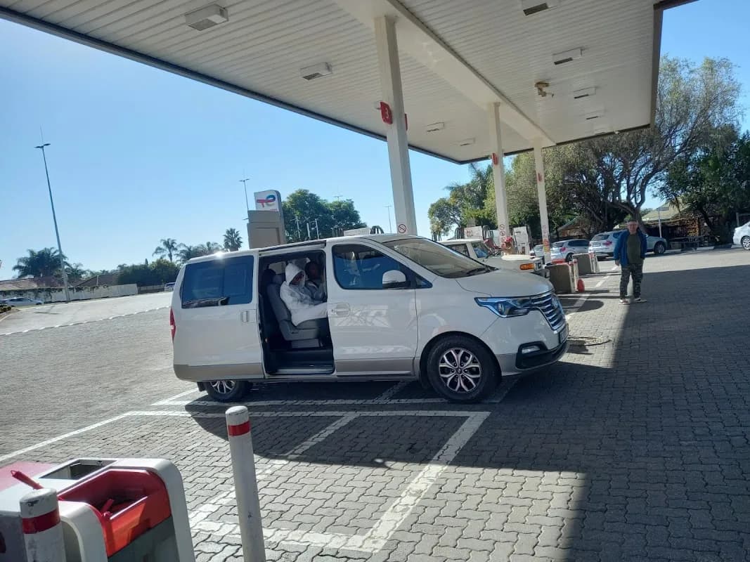 Homu Ya mbhatsana shuttle and Tourism Services in Mamelodi