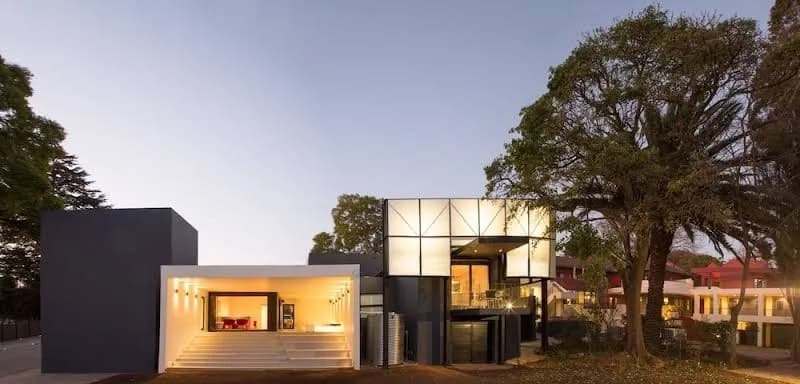 Ten Bompas Hotel - Space Conference Centre - Winehouse Restaurant in Craighall