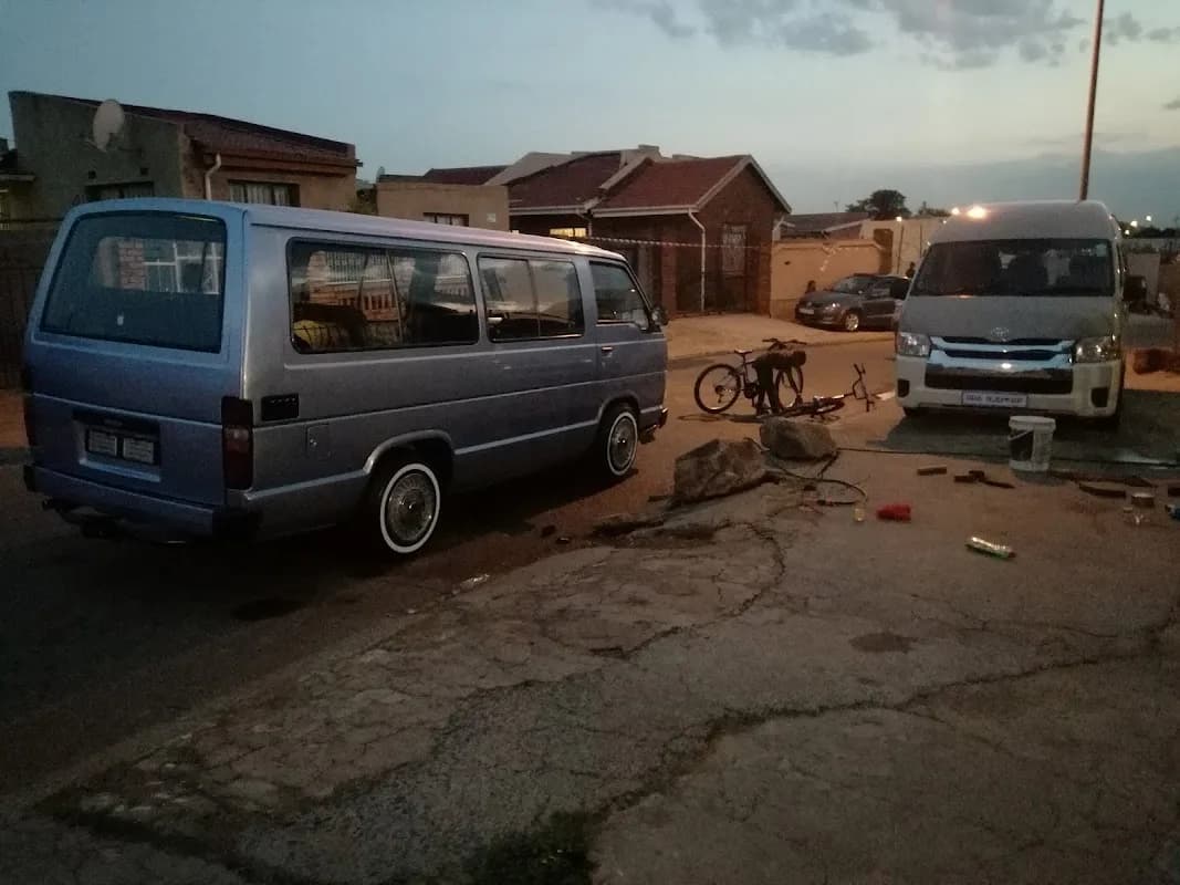 NJU transportation in Diepkloof
