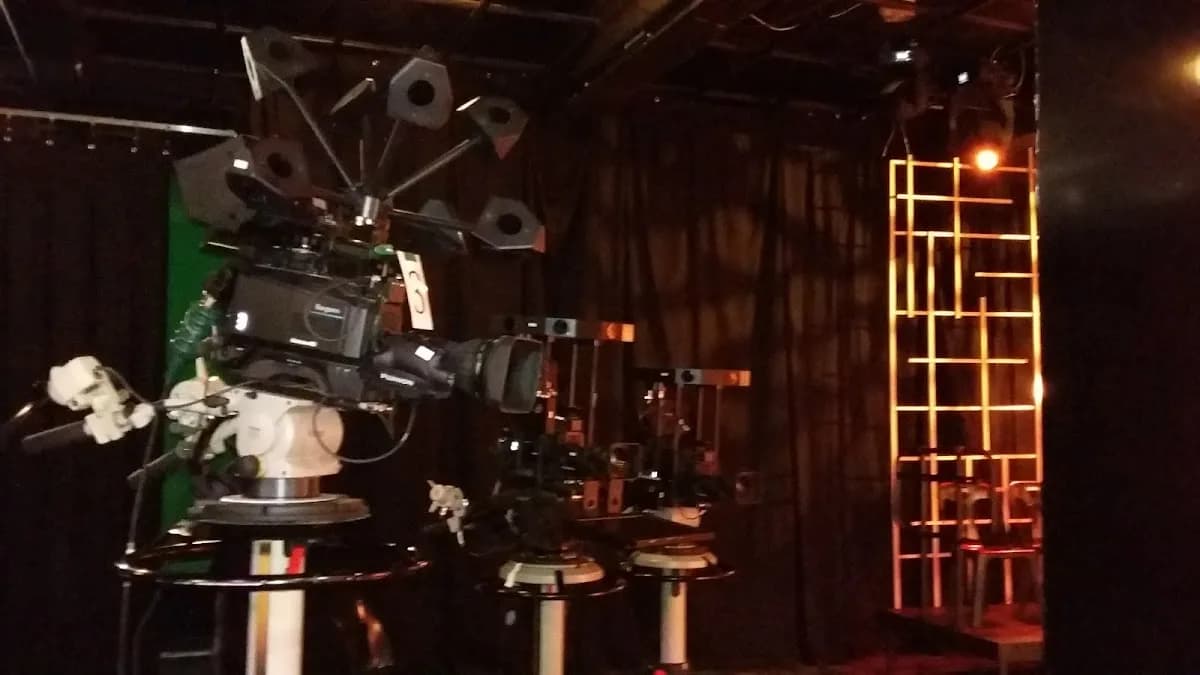 Red Pepper Pictures in Greenside