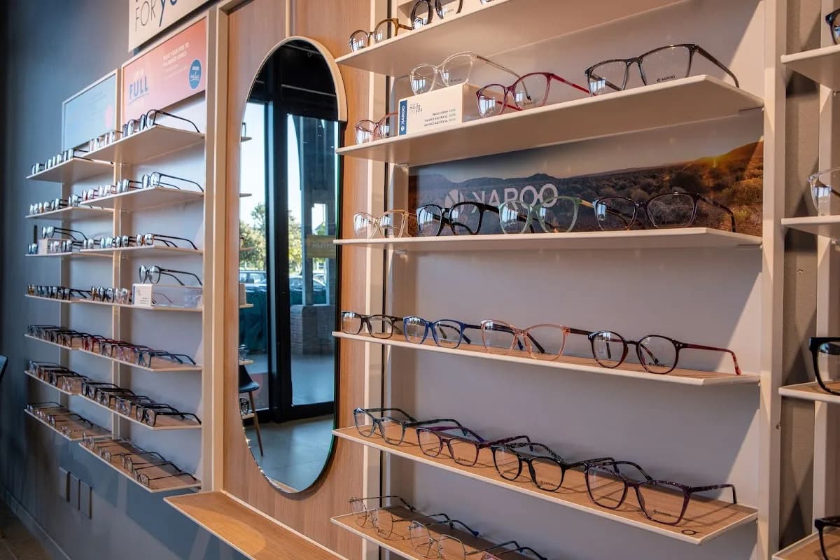 Neovision Optometrist Scottsville Mall in Northdale