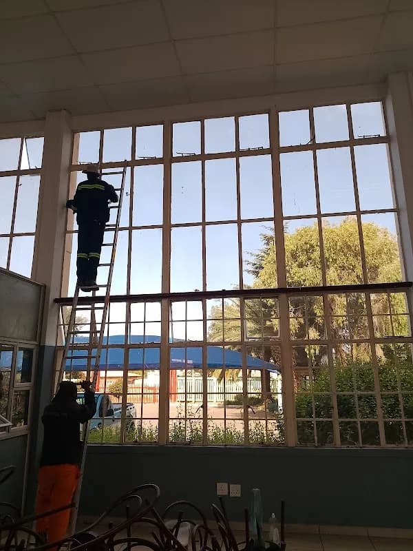R.Louw Cleaning Services in Edenvale