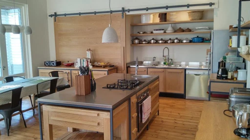 Deryn Weaver Munro Architecture in Green Point