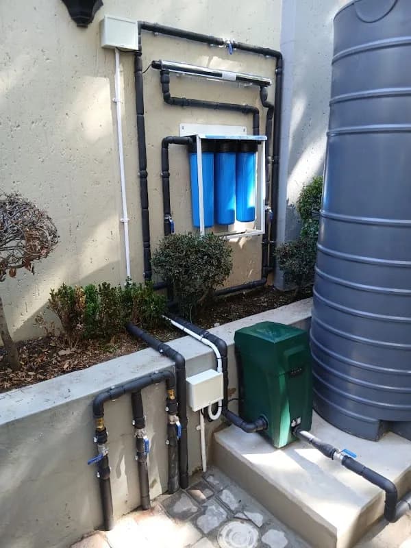 Blue Plumbing Services in Lakefield