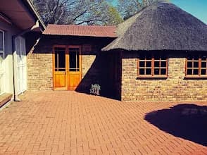 Stay@12 Guest House Middelburg in Aerorand