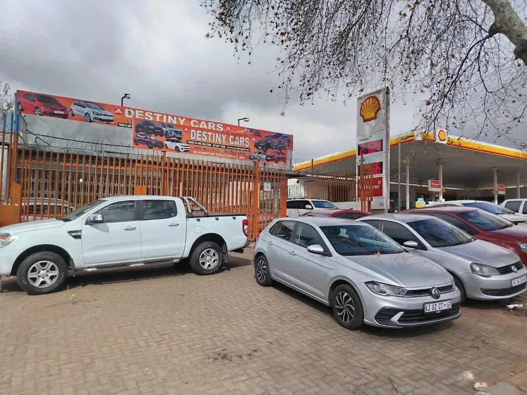 Destiny cars,85 9th aveneu bezuidehout valley in Norwood