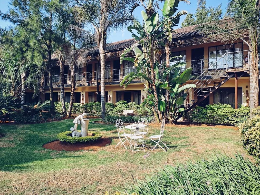 Ecotel Premier Lodge in Lakefield