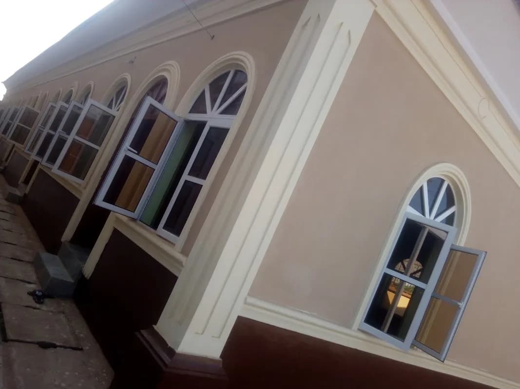 Aluminium windows and doors in Ikotun