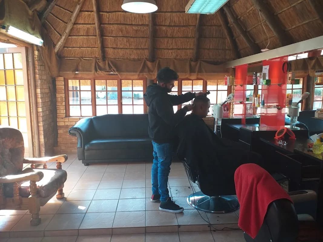 Salman's Beauty Salon in Florida