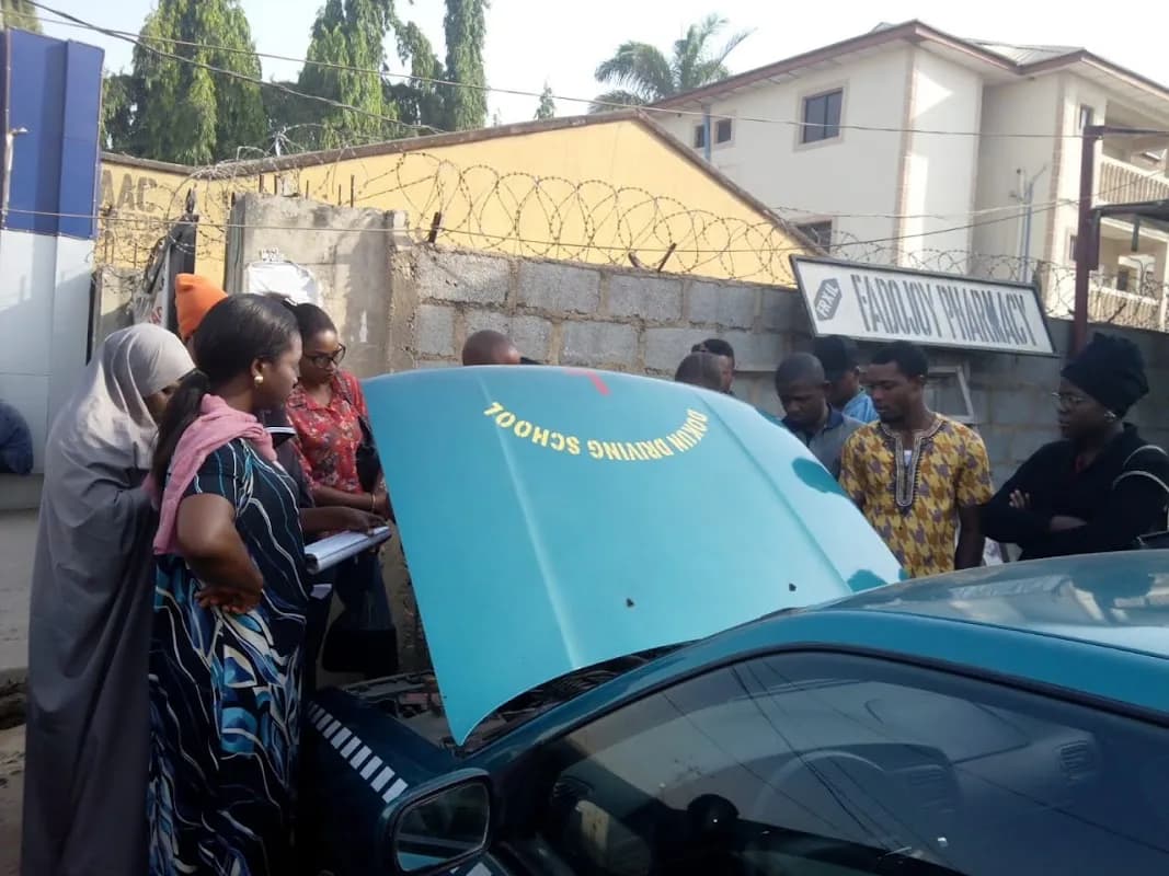 Dokun Driving School (Gov. Approved) in Chika