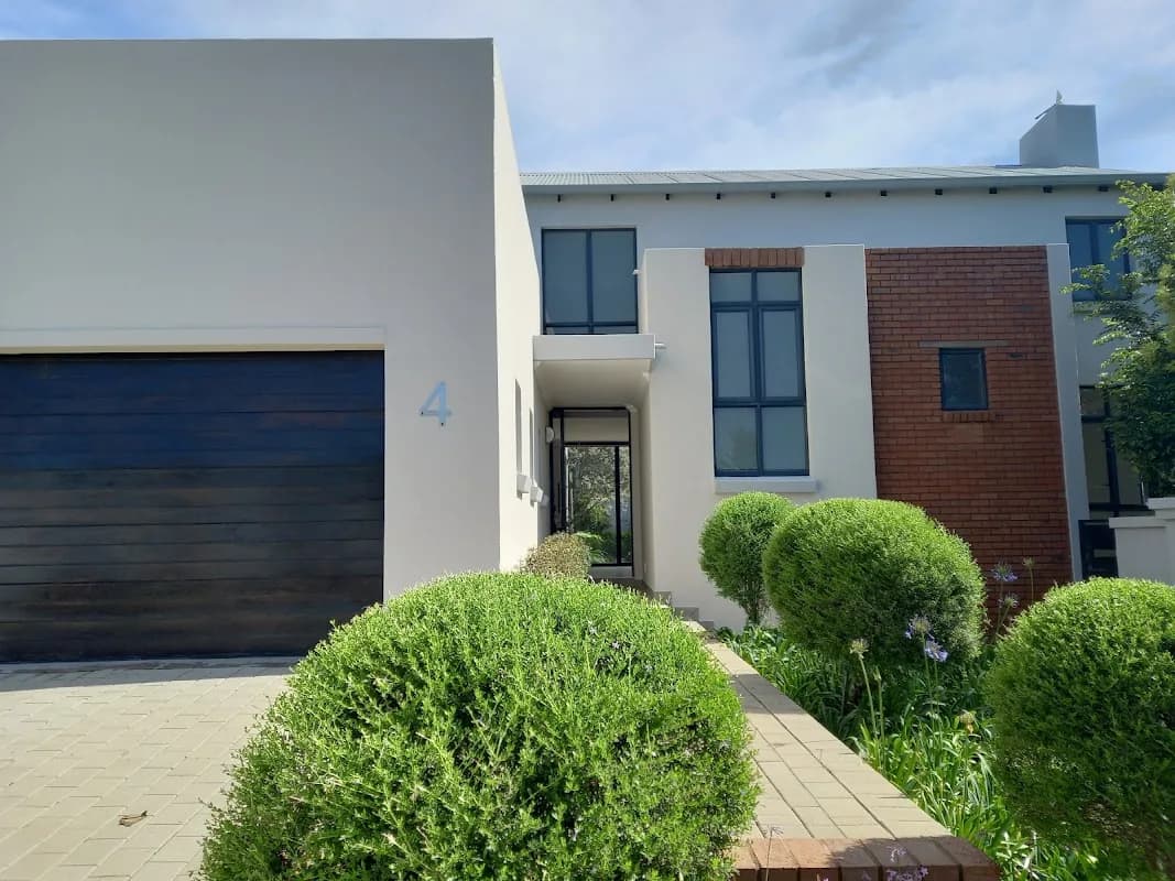 Fab Clean PTY Ltd in Midfield Estate