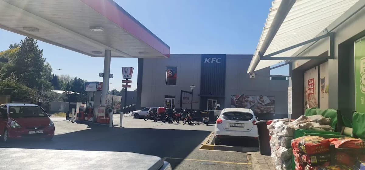 Grand Tech Auto in Alexandra