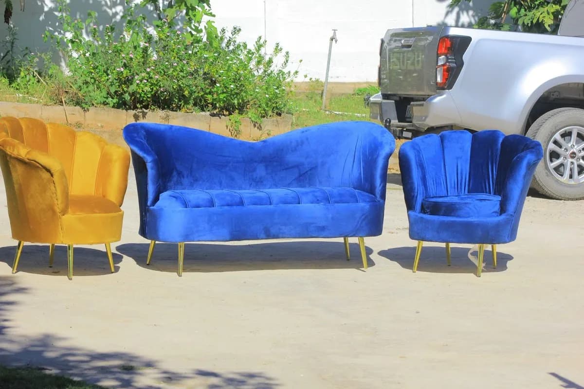 Lekka Hiring Services in Ncambedlana