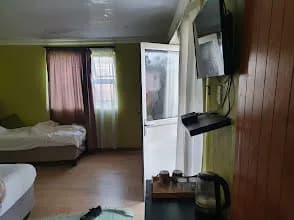 Emaweleni B & B in Cambridge East