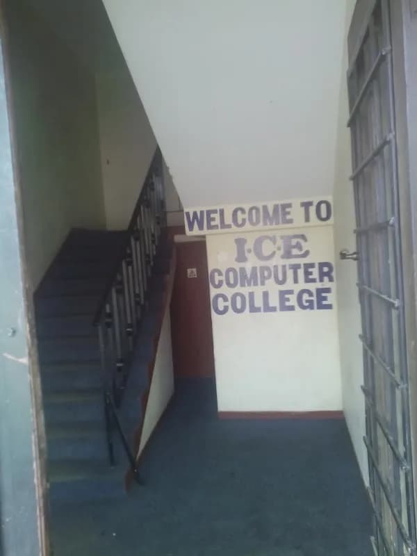I C E Computer College in Roodepoort
