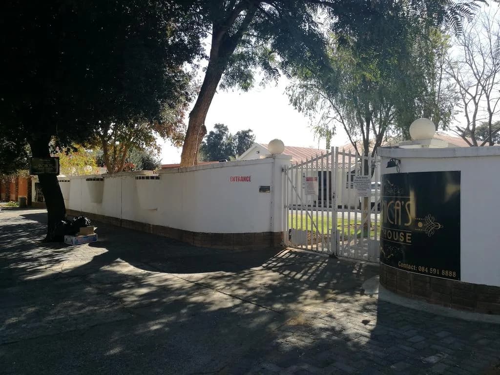 Monica's Guest House in Riebeeckstad