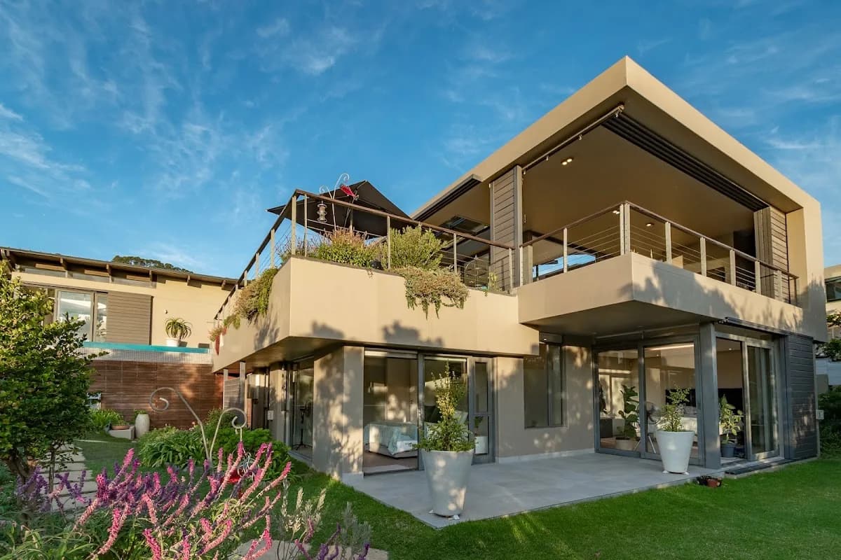 SNE. Real Estate in Green Point