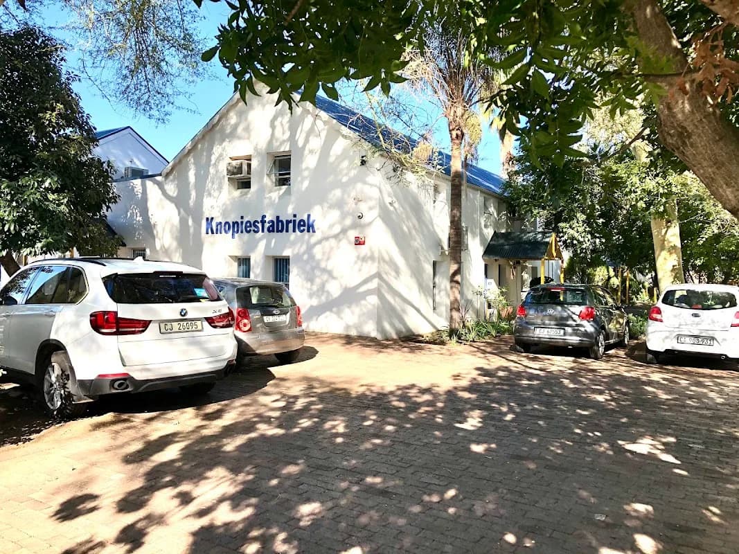 Knopiesfabriek in Paarl East