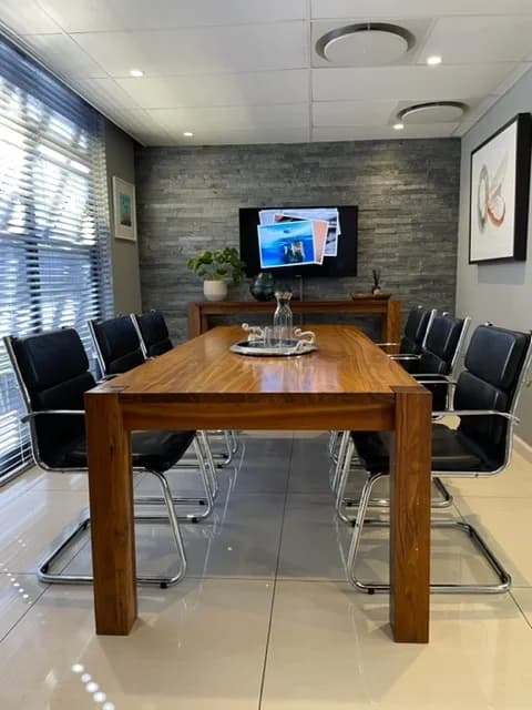 Dirmeik Consulting in Langa