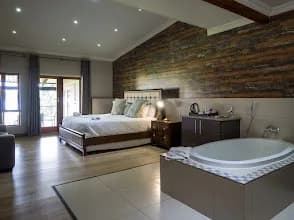 Hotel @ Secunda in Evander