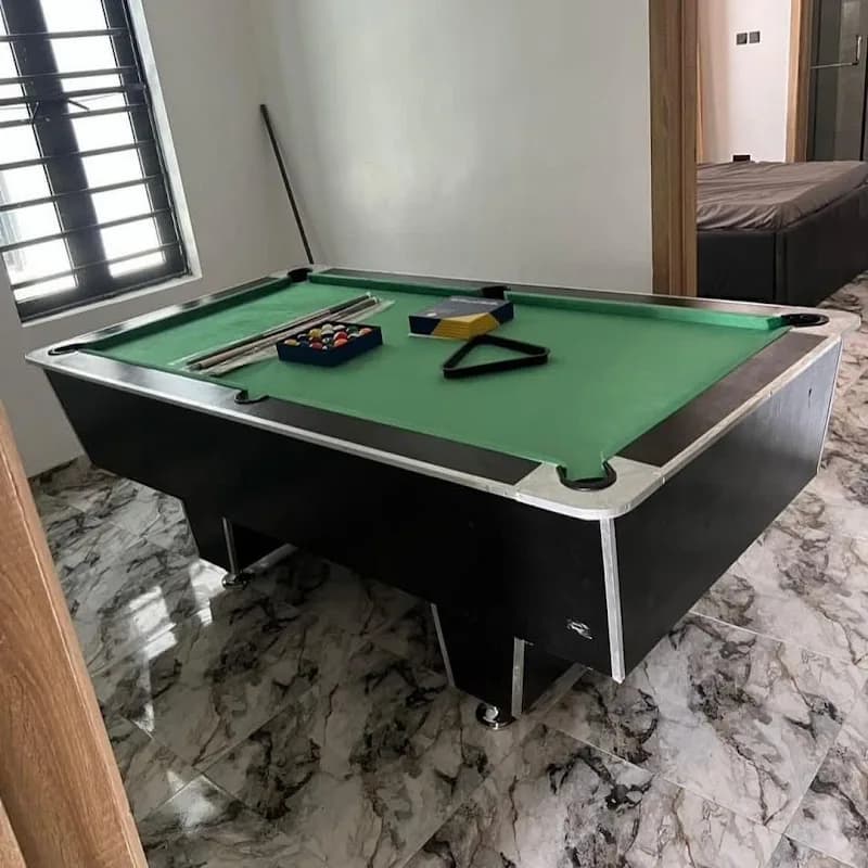 Realtor Jemine decluttering and painting services in GRA Phase 3