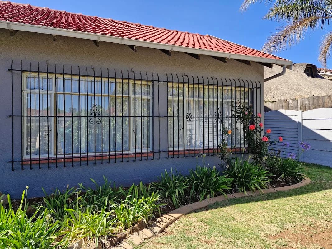 Botle Hive in Kempton Park