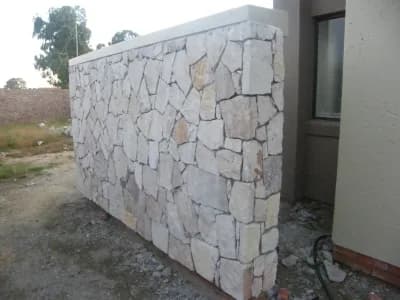 vhatuka stone cladding and building in Alexandra
