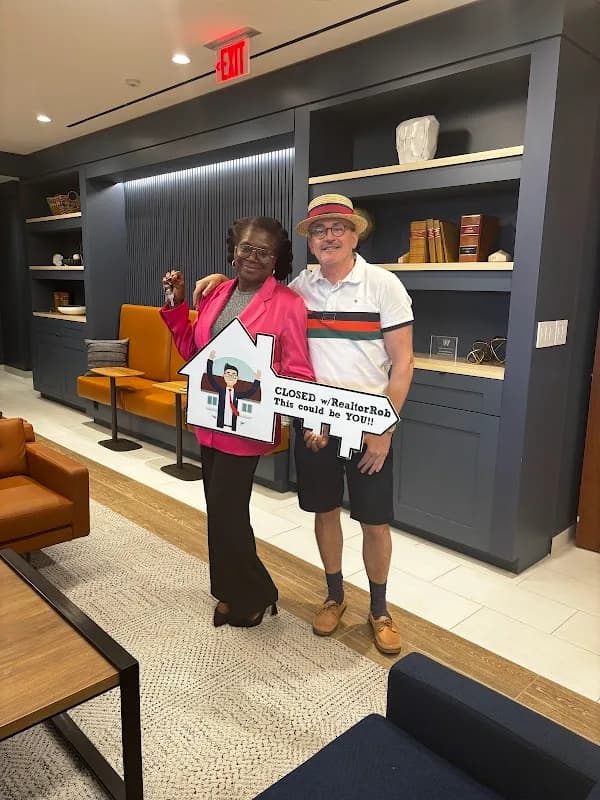 Rob Hall Realty Group of Coldwell Banker Global Luxury Buckhead in Midtown Atlanta