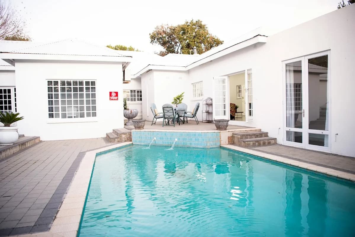 Serenity Living Guest House Wellness & Beauty Services in Westdene