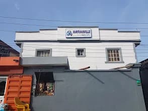 Maryam Ville Medical Center in Bode Thomas