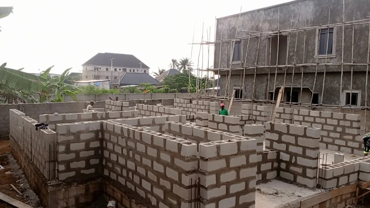 De-Master'sTech construction limited in Rumuigbo