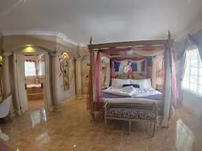 Anzel's Cake Boss & Guesthouse in Moreleta Park