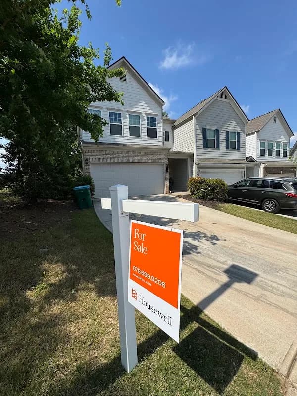 Housewell in Sandy Springs / North