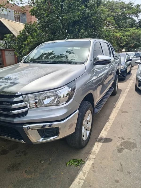 Rhezon car rental/hire/lease abuja, Nigeria in Chika