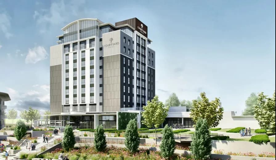 Courtyard Hotel Waterfall City in Midrand