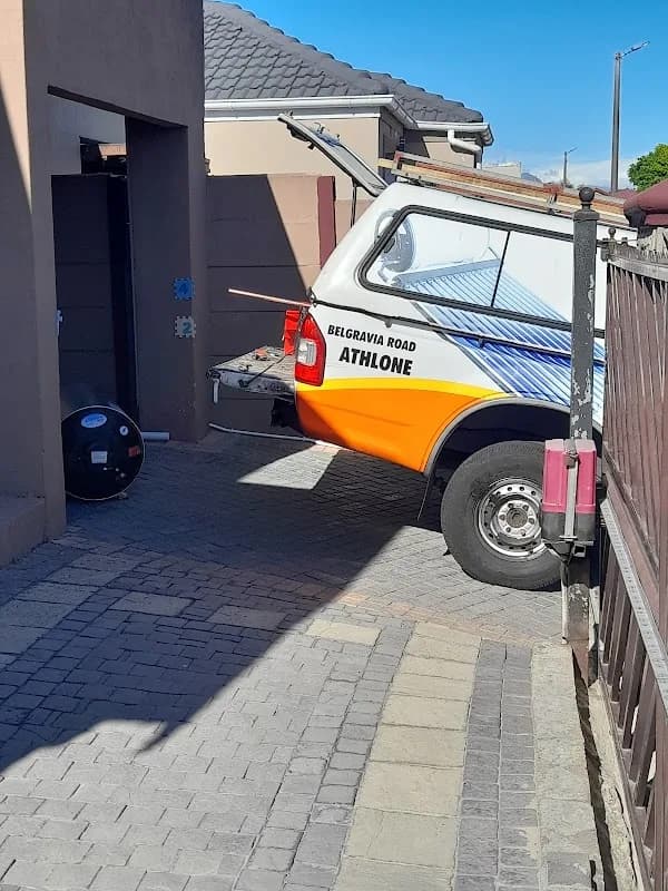 Solar Plumbers 4 U in Gugulethu