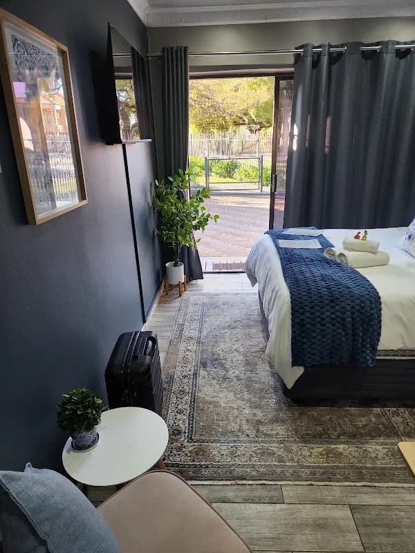 Lemon & Blue Guest Room in Thabong