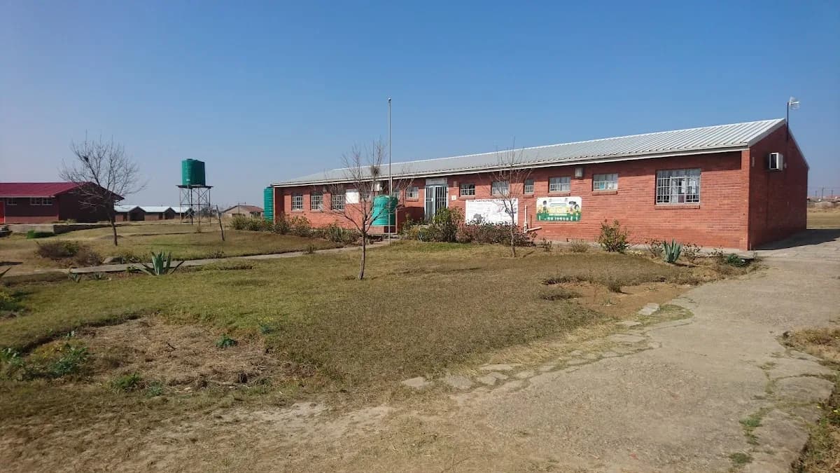 Umcebowolwazi Primary School in Madadeni