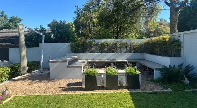 Modern 1 Bedroom cottage Perfect For Short Stay in Sandton, Johannesburg in Kramerville