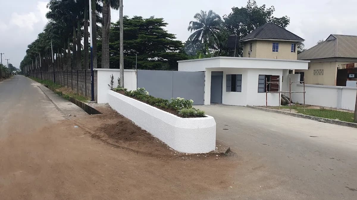 Grail Centre Igwuruta in GRA Phase 1