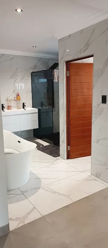 Extreme Plumbers Pretoria East in Faerie Glen