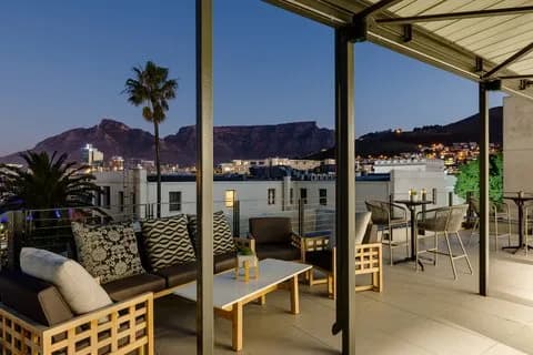 Protea Hotel Cape Town Waterfront Breakwater Lodge in Green Point