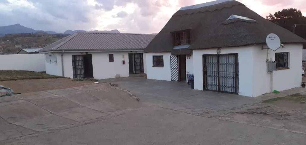 LT Guest House in Phuthaditjhaba CBD