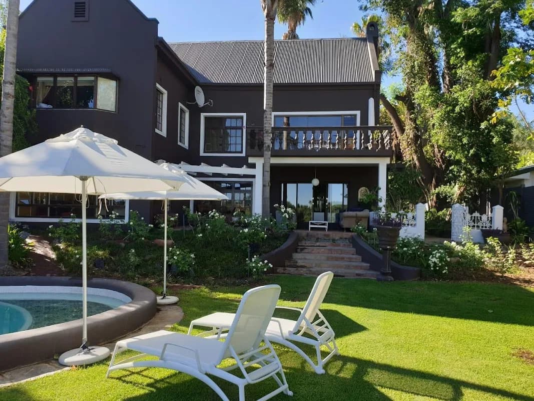 Upington Le Must Residence in Industrial Area