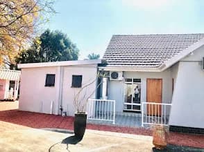 Chapman Guesthouse in Scottsville