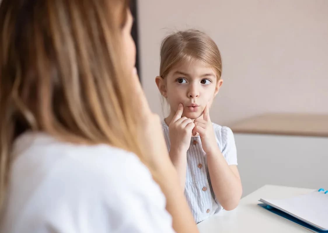 Charlize Monné Speech Therapy in Techno Park