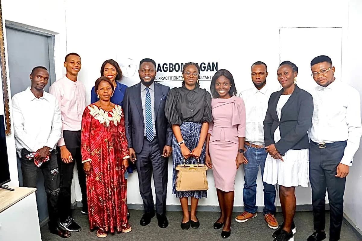 G L AGBOMOAGAN LEGAL PRACTITIONERS & CONSULTANTS in Ikeja