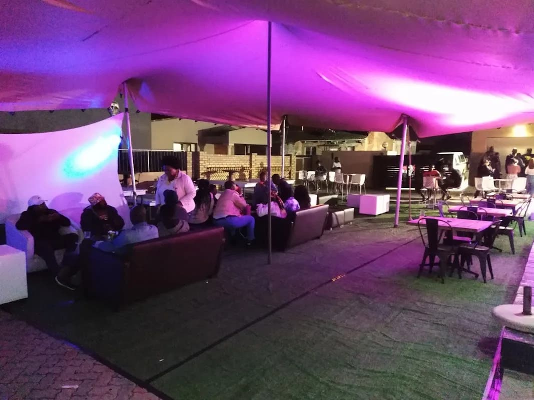 Red Fox Marketing - Port Elizabeth in Humewood